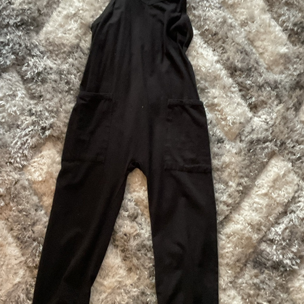 Black Sleeveless Jumpsuit
